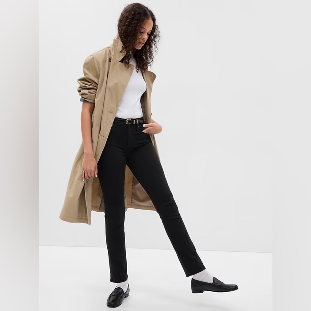 GAP Classic Straight Mid Rise Black Jeans